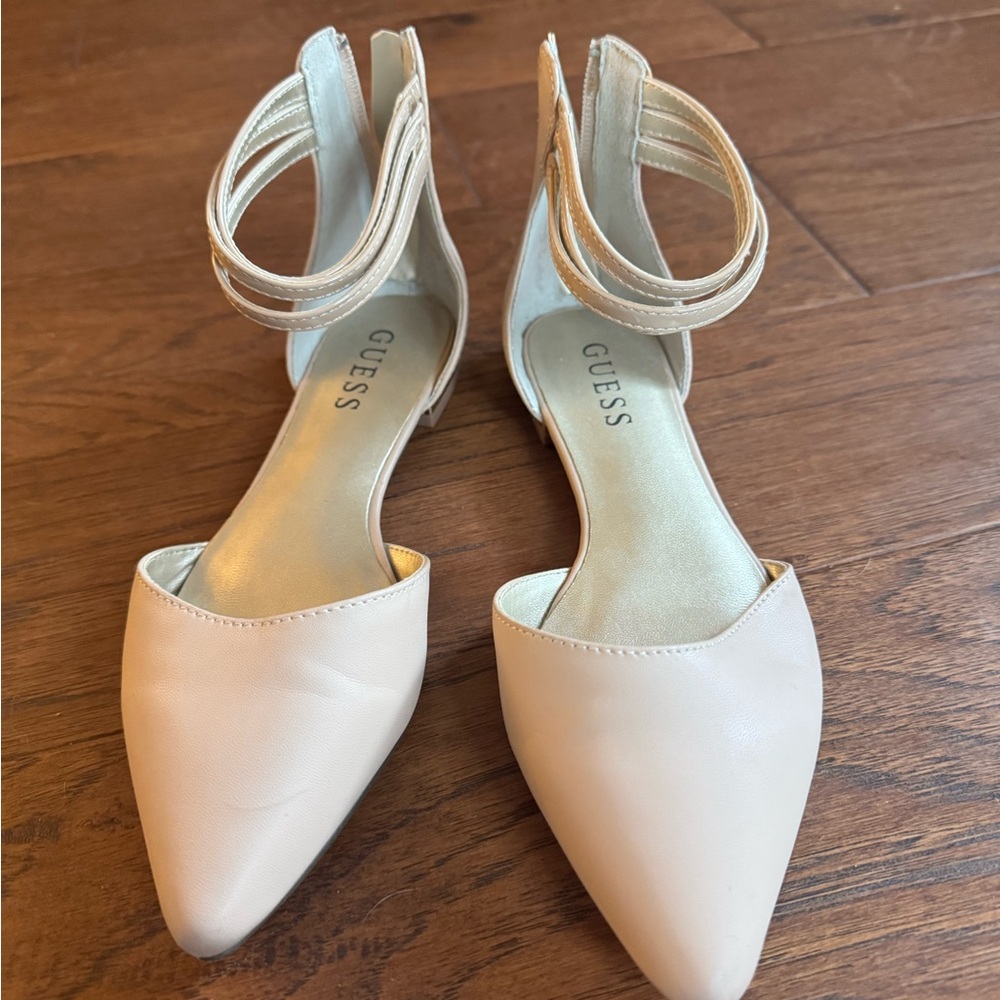 Guess Women's Beige Pointed Toe Flats